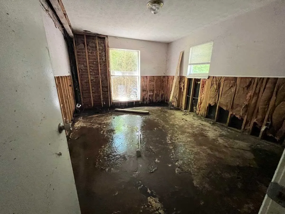 Water Damage Restoration services in Alderwood Manor, WA